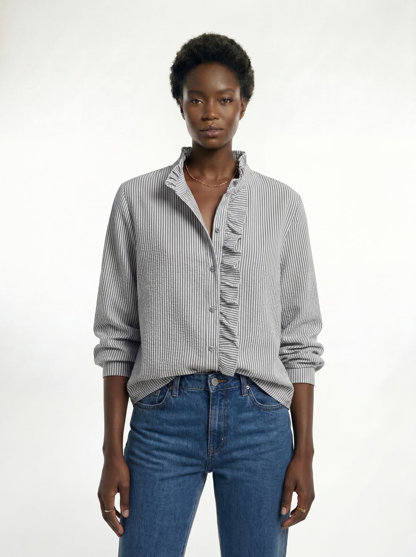 Blusa Elegante con Volantes LiaVoss