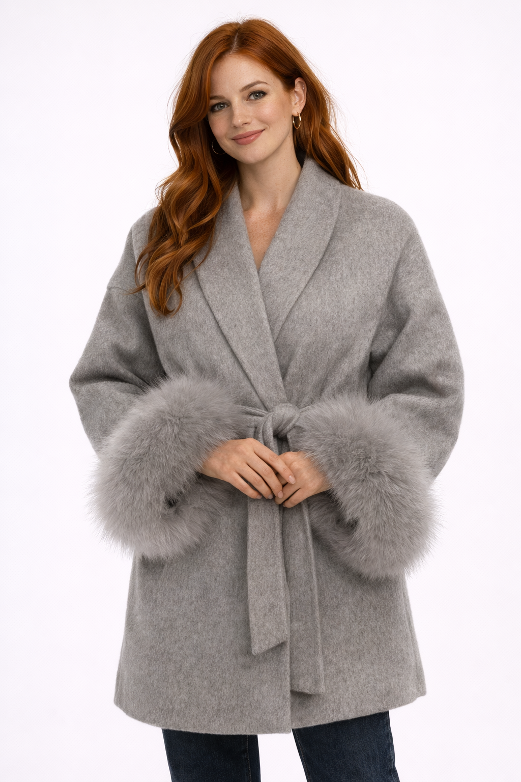 Chaqueta LiaVoss con Puños de Pelo y Cinturón Ajustable