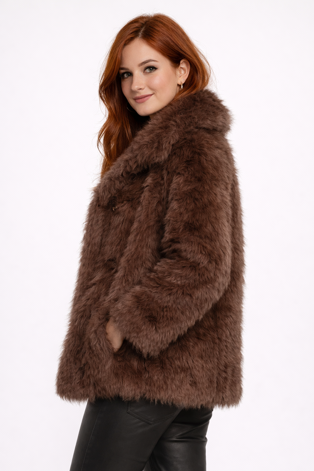 Chaqueta LiaVoss de Pelo Sintético con Corte Oversize